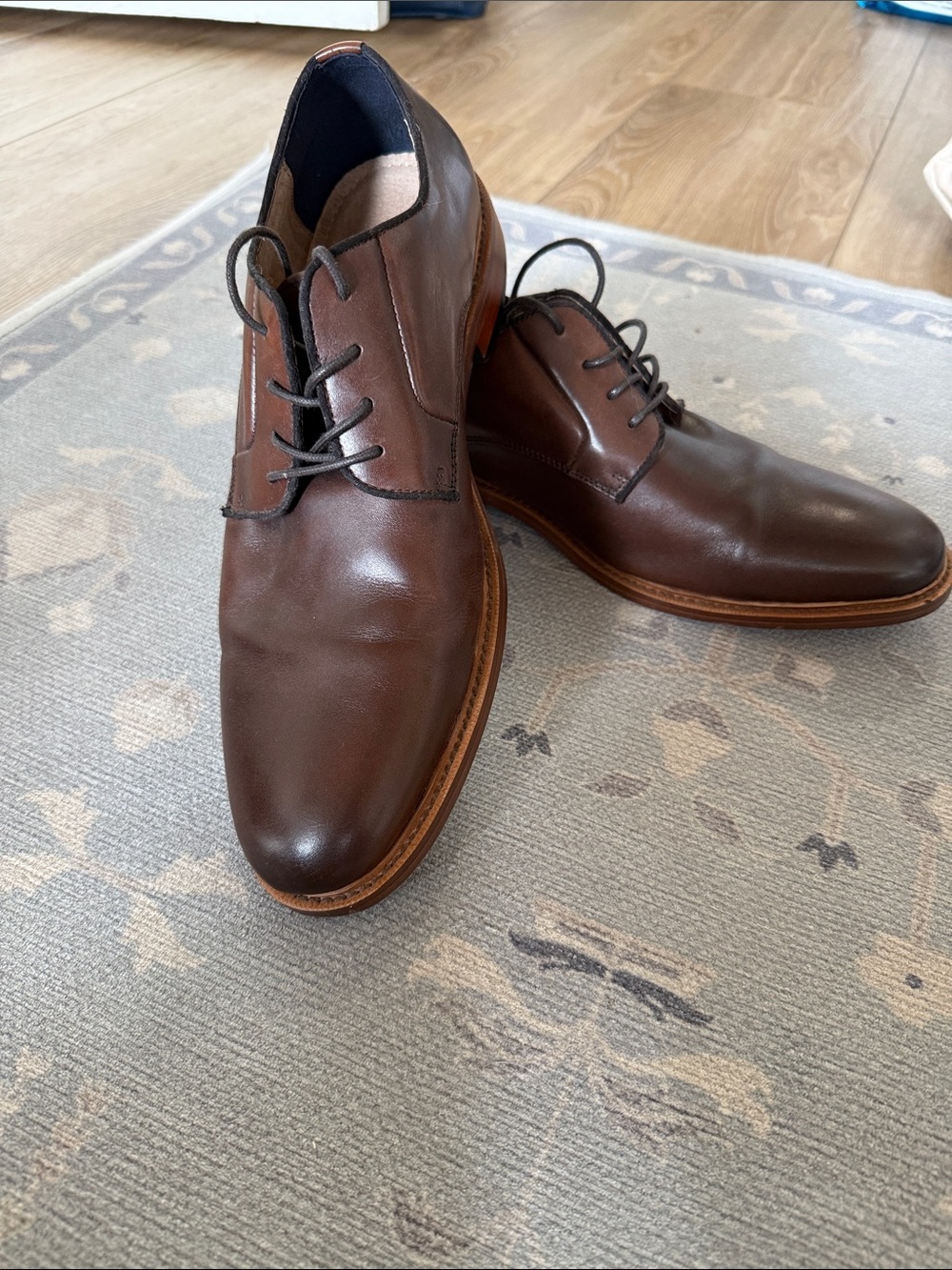 BANANA REPUBLIC DRESS SHOES